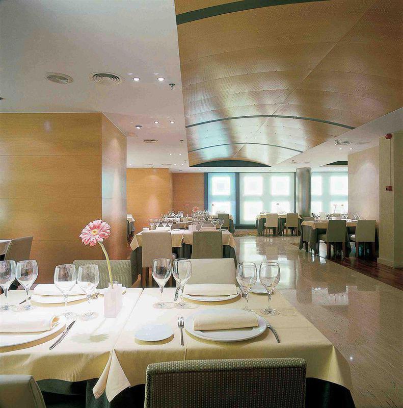 Exe Cristal Palace Barcellona Ristorante foto